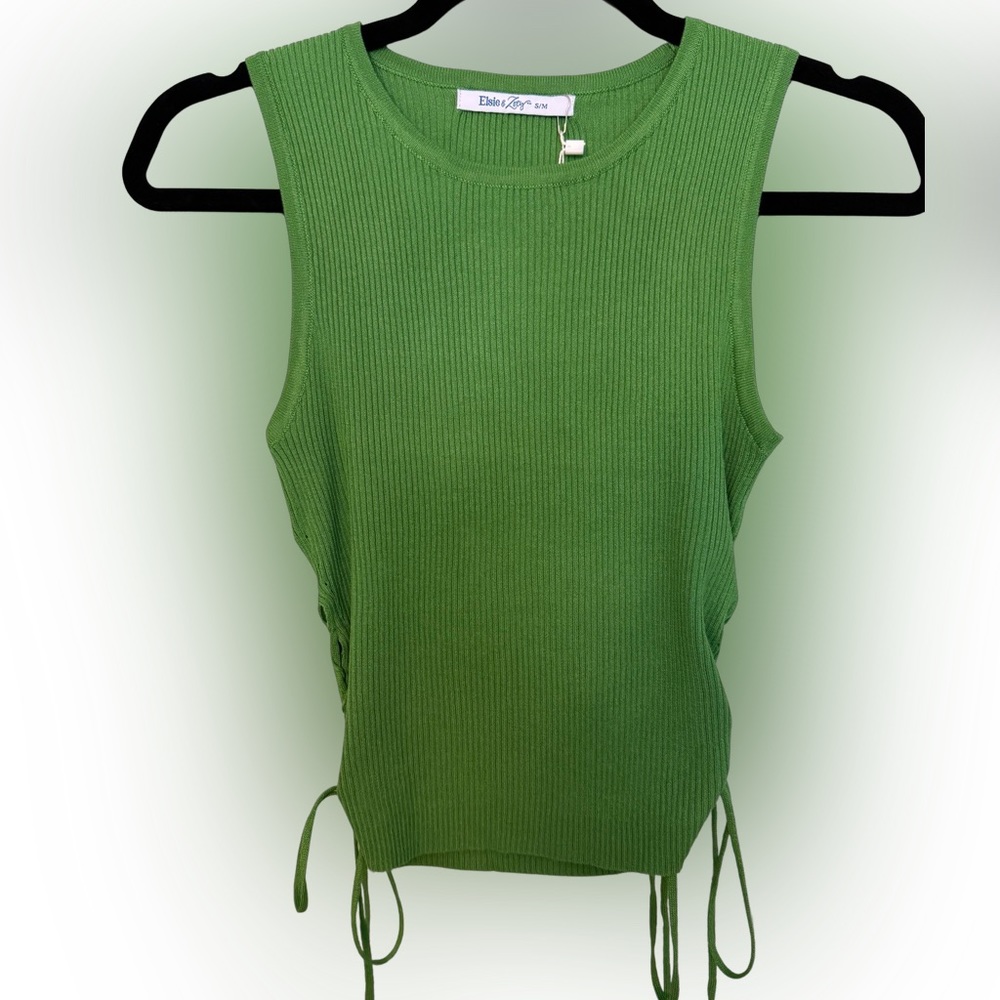 NWT Elsie & Zoey tank top